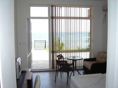 Villa Lazuren Bryag 2 Tsjernomorets Rom bilde