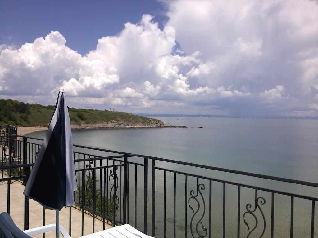 Villa Lazuren Bryag 2 Tsjernomorets Rom bilde
