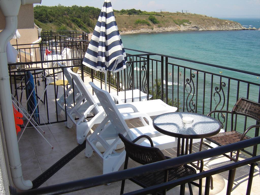 Villa Lazuren Bryag 2 Tsjernomorets Rom bilde